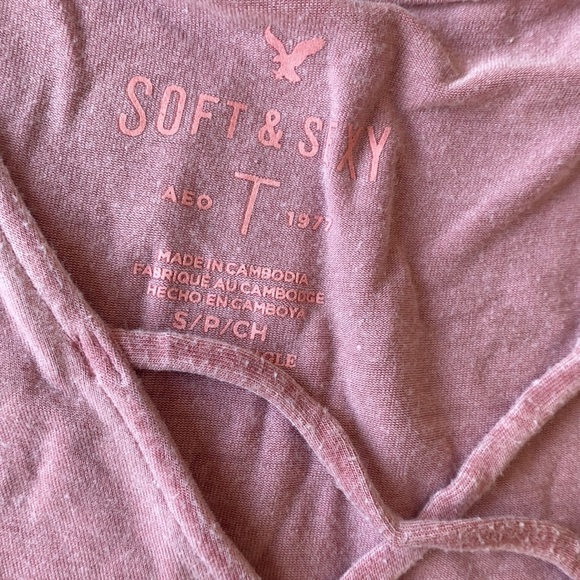 Pink top - Picture 3 of 5